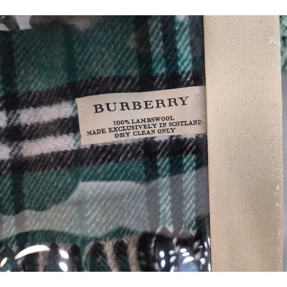 Burberry beautiful 100%
